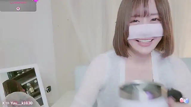 Snapshot of Yuu__k chatting on March 19, 2025, 1:29 pm Yuu  k online show from March 19, 2025, 1:29 pm
