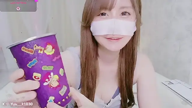 Snapshot of Yuu__k chatting on October 1, 2025, 3:49 pm Yuu  k online show from October 1, 2025, 3:49 pm