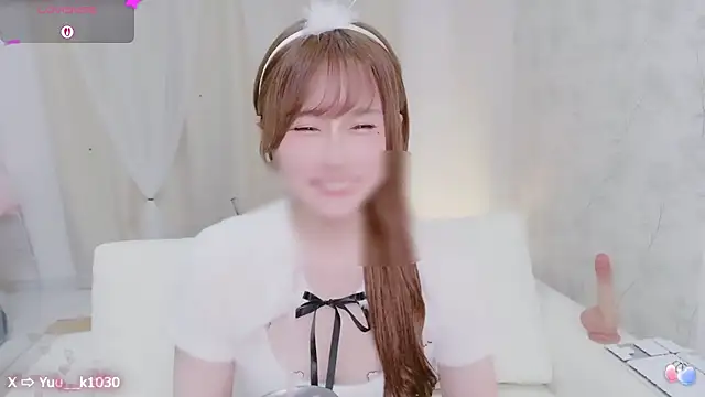 Snapshot of Yuu__k chatting on October 4, 2025, 3:46 pm Yuu  k online show from October 4, 2025, 3:46 pm