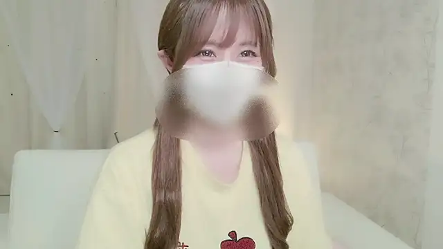 Snapshot of Yuu__k chatting on September 22, 2025, 3:51 pm Yuu  k online show from September 22, 2025, 3:51 pm