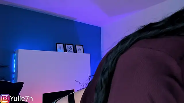  Jessy Moon  online show from September 25, 2025, 7:42 pm