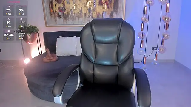 Snapshot of RenataReyes chatting on May 12, 2026, 11:55 pm RenataReyes online show from May 12, 2026, 11:55 pm