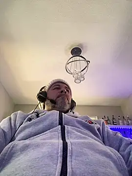 Cristian-Brayan online show from February 7, 2026, 6:16 pm