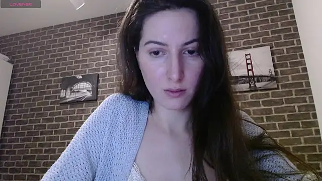  Hot Lady  online show from March 9, 2025, 7:37 pm