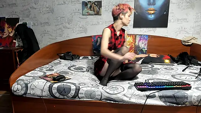 KagamiTayga online show from April 3, 2026, 2:51 am