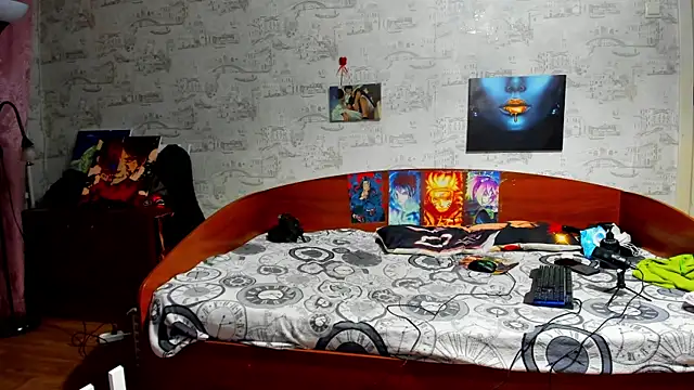 Snapshot of KagamiTayga chatting on February 11, 2026, 2:55 am KagamiTayga online show from February 11, 2026, 2:55 am