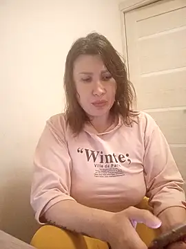 Snapshot of ROXOLANAA_SEXY chatting on February 11, 2026, 7:36 pm ROXOLANAA SEXY online show from February 11, 2026, 7:36 pm