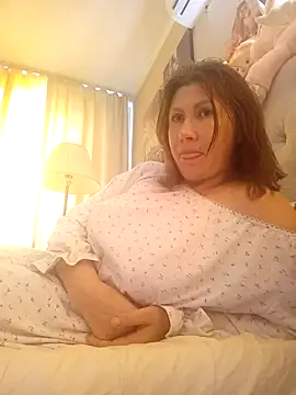 Snapshot of ROXOLANAA_SEXY chatting on February 3, 2026, 9:58 am ROXOLANAA SEXY online show from February 3, 2026, 9:58 am