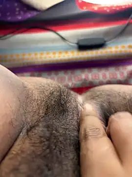 Sexyvarsha143 online show from March 18, 2026, 7:11 am