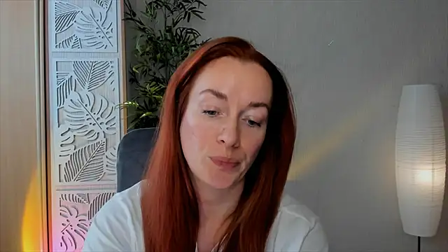 RebeccaMartinez online show from March 8, 2026, 6:49 am