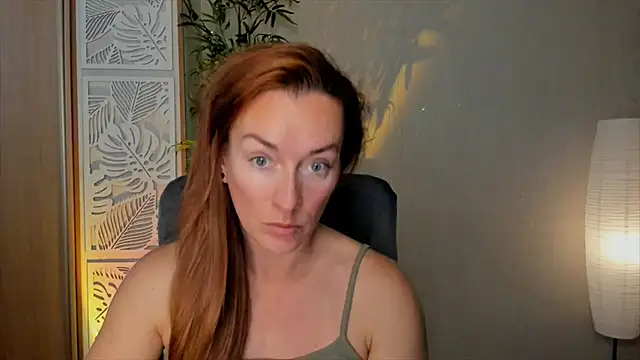 Snapshot of RebeccaMartinez chatting on June 19, 2026, 5:35 am RebeccaMartinez online show from June 19, 2026, 5:35 am