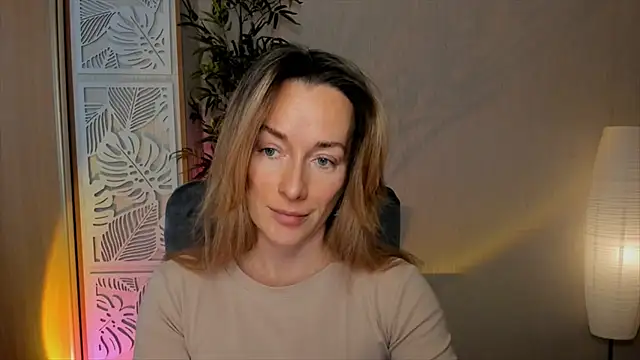 Snapshot of RebeccaMartinez chatting on March 2, 2026, 7:15 am RebeccaMartinez online show from March 2, 2026, 7:15 am