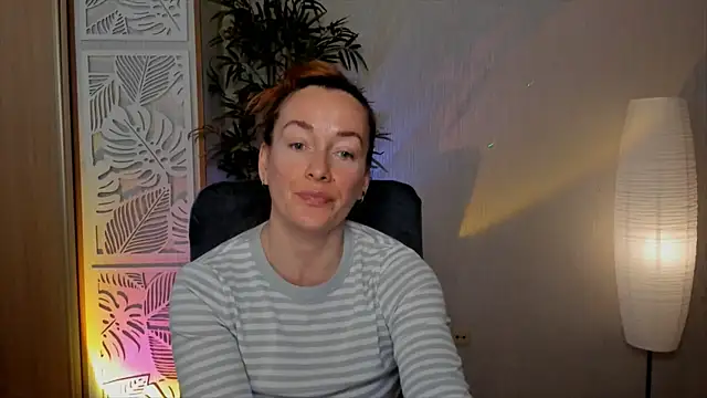 RebeccaMartinez online show from April 12, 2026, 7:11 am