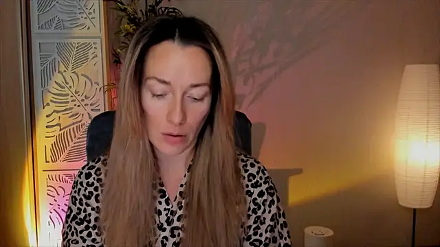 Snapshot of RebeccaMartinez chatting on February 13, 2026, 6:57 am RebeccaMartinez online show from February 13, 2026, 6:57 am