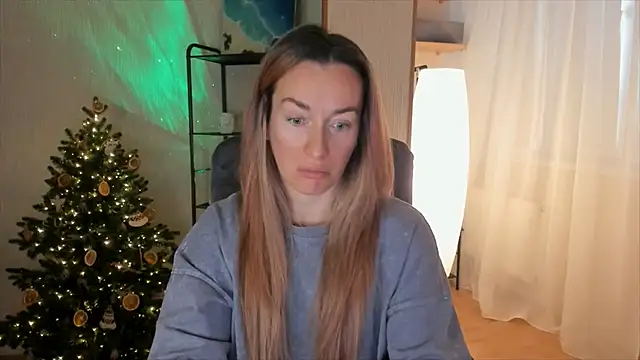 Snapshot of RebeccaMartinez chatting on December 21, 2025, 6:37 am RebeccaMartinez online show from December 21, 2025, 6:37 am