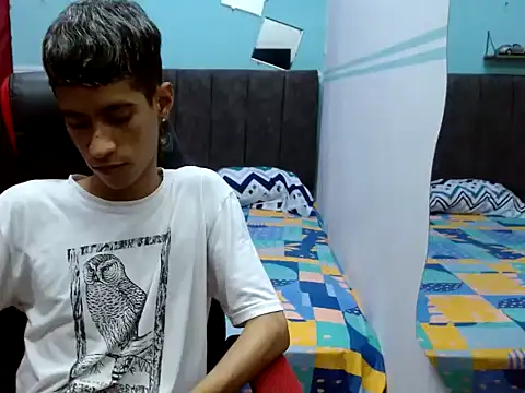 Angelstripboy online show from March 15, 2025, 5:04 pm