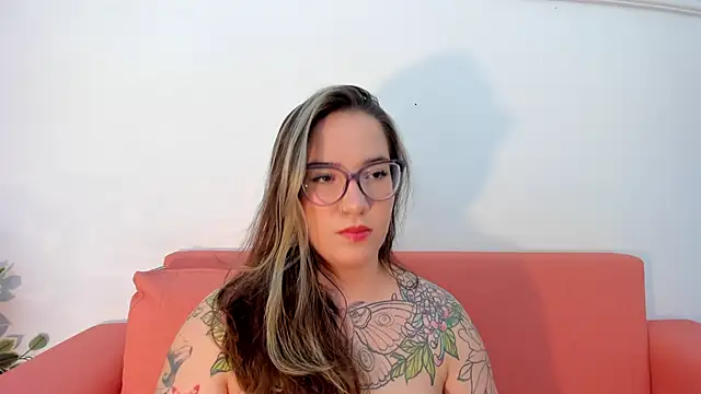 DEVA BLUE  online show from March 15, 2026, 4:19 am