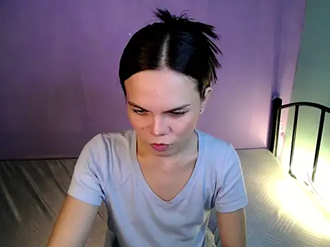 katie white online show from March 21, 2026, 12:20 pm