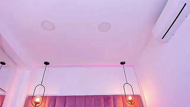 babepolly online show from April 15, 2026, 10:21 am