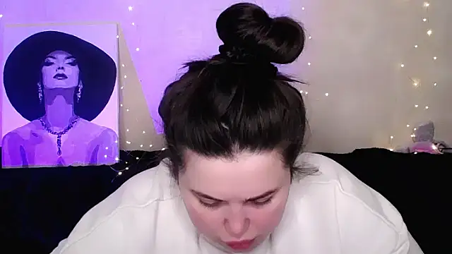 Emily Mo online show from February 25, 2026, 7:08 am