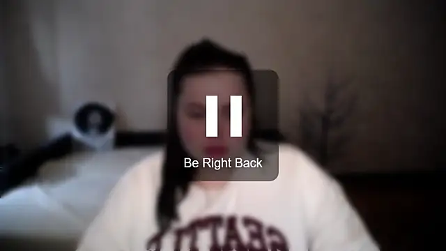 Emily Mo online show from April 4, 2026, 5:47 am