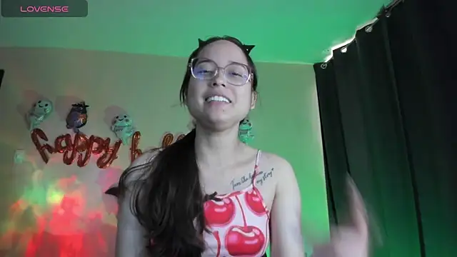 shantalc3rezo online show from October 30, 2025, 6:38 pm