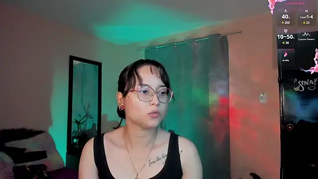 shantalc3rezo online show from February 18, 2026, 7:54 pm