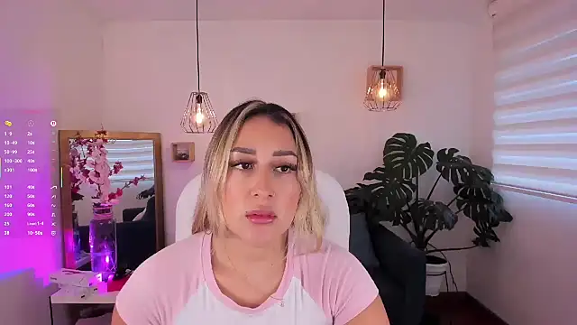 Snapshot of dina_ride chatting on September 18, 2025, 12:41 pm dina ride online show from September 18, 2025, 12:41 pm