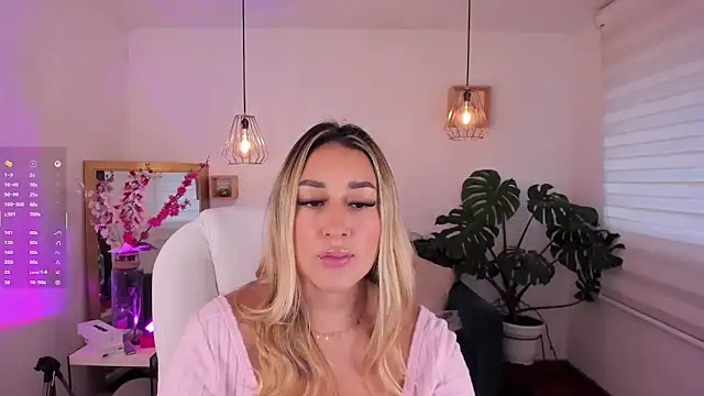 Snapshot of dina_ride chatting on September 12, 2025, 12:38 pm dina ride online show from September 12, 2025, 12:38 pm