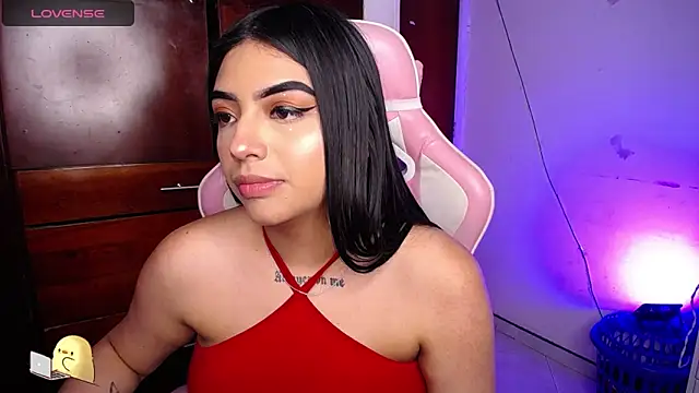 Snapshot of eva_six chatting on November 15, 2025, 7:07 pm eva six online show from November 15, 2025, 7:07 pm