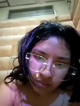 DanelyLopez online show from December 3, 2025, 3:07 am