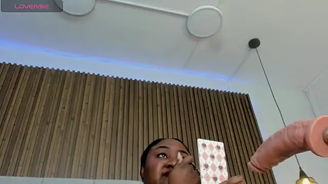 Saravy Blandon online show from October 3, 2025, 10:39 am