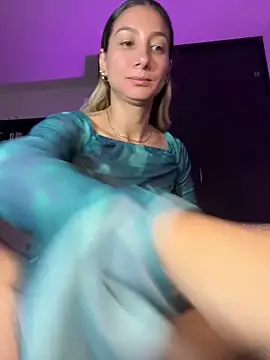 DanikRosse online show from December 23, 2025, 4:56 am