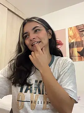 Cat2525 online show from February 11, 2026, 1:38 am