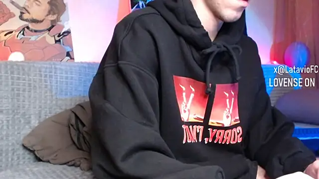 Snapshot of Midnighter_ chatting on January 22, 2025, 2:15 am Midnighter  online show from January 22, 2025, 2:15 am