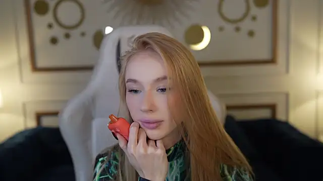 Amelia Blaze online show from October 24, 2025, 11:09 am