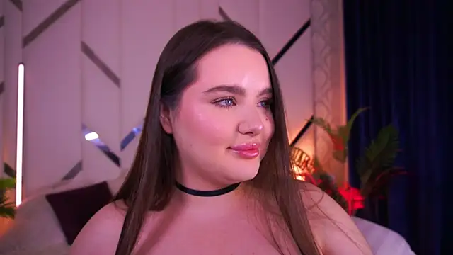 Snapshot of CuteAmberr chatting on December 15, 2025, 12:27 am CuteAmberr online show from December 15, 2025, 12:27 am