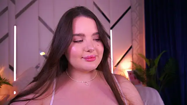 Snapshot of CuteAmberr chatting on December 20, 2025, 12:57 am CuteAmberr online show from December 20, 2025, 12:57 am