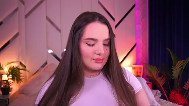 Snapshot of CuteAmberr chatting on October 30, 2025, 12:31 am CuteAmberr online show from October 30, 2025, 12:31 am