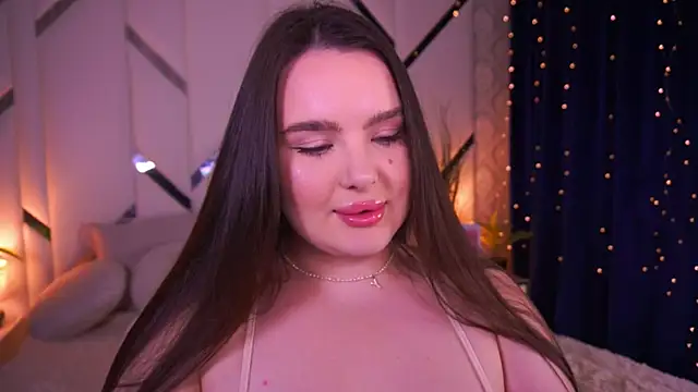 Snapshot of CuteAmberr chatting on February 22, 2026, 12:57 am CuteAmberr online show from February 22, 2026, 12:57 am