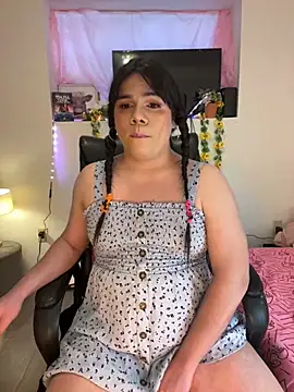 Snapshot of Violetacam_05 chatting on March 2, 2025, 3:30 pm Violetacam 05 online show from March 2, 2025, 3:30 pm