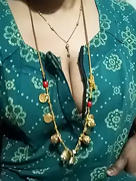 tuttifrutti17 online show from January 27, 2025, 3:15 am