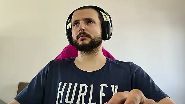 iurytx online show from October 4, 2025, 4:30 pm