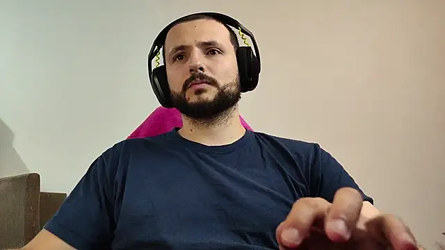 iurytx online show from September 28, 2025, 10:39 pm