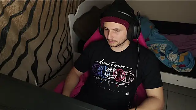 iurytx online show from February 17, 2025, 7:55 pm