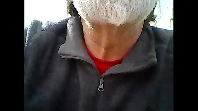 xcimeru online show from November 15, 2025, 9:41 pm