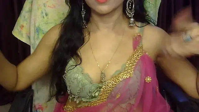 Snapshot of iam-moni2 chatting on July 8, 2026, 2:18 pm iam-moni2 online show from July 8, 2026, 2:18 pm