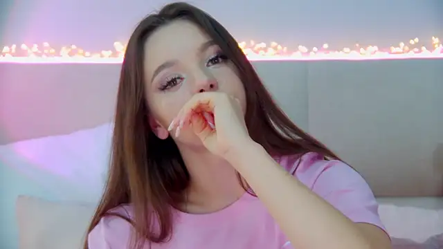 ElisabethDavis online show from March 15, 2025, 9:16 pm