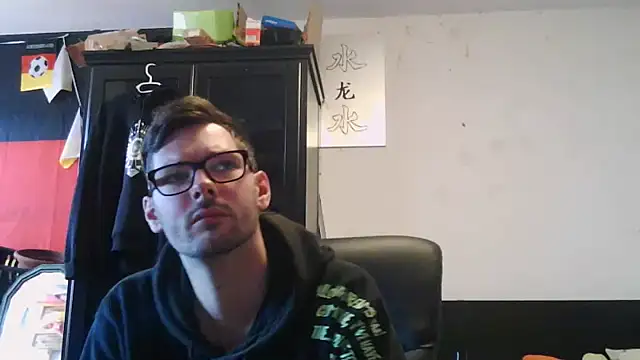 Snapshot of Die-geile-Sau chatting on May 18, 2026, 1:05 pm Die-geile-Sau online show from May 18, 2026, 1:05 pm