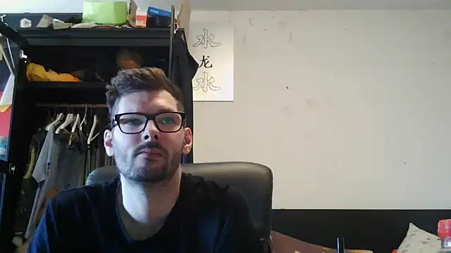 Snapshot of Die-geile-Sau chatting on May 4, 2026, 1:25 pm Die-geile-Sau online show from May 4, 2026, 1:25 pm